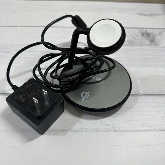 Kanex GoPower Stand For Apple Watch + Wireless Charging For iPhone - Picture 5 of 8